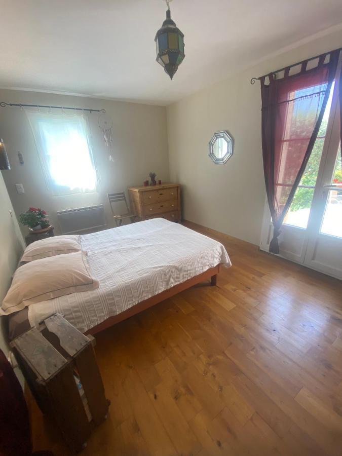 Chambre D'Hotes Le Jardin Des Cigales Bed & Breakfast Aubignan Exterior photo